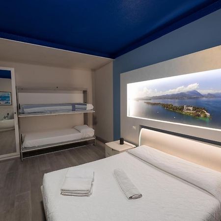 Garda Fantasy Apartment - Jacuzzi Desenzano del Garda Exterior foto